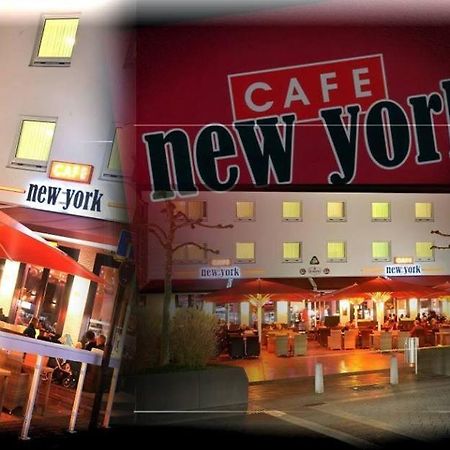 Stadthotel Langenfeld ลังเงนเฟลด์ ภายนอก รูปภาพ