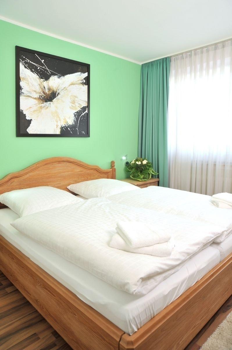 Stadthotel Langenfeld ลังเงนเฟลด์ ภายนอก รูปภาพ